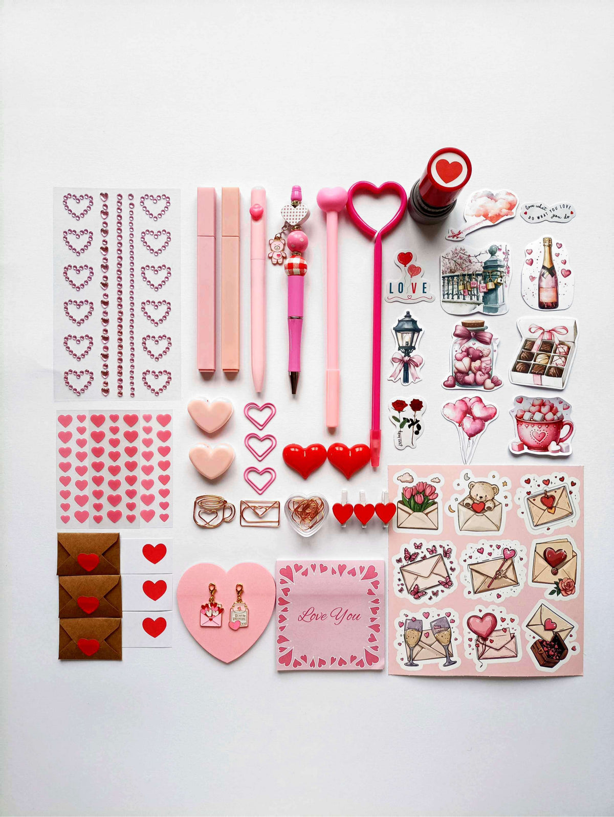 Kit Pink Romance: Il Tuo Scrigno di Dolcezza per un San Valentino in Rosa